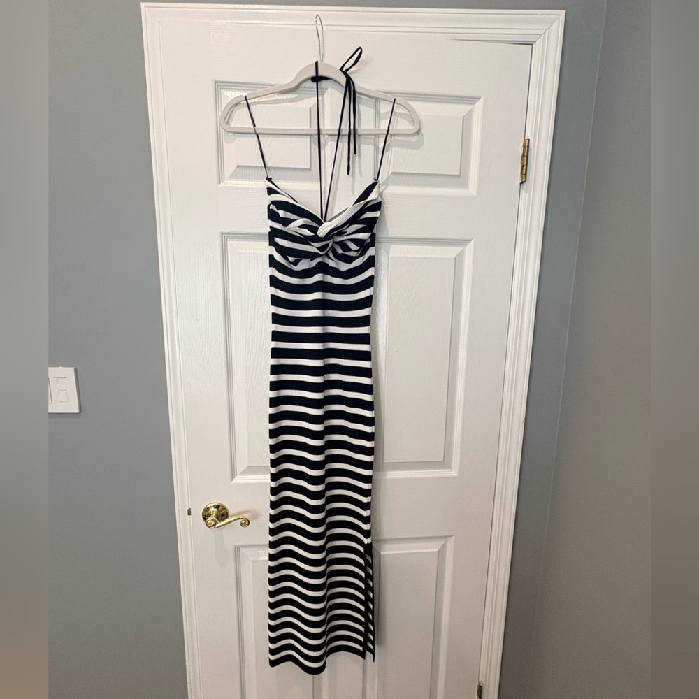 Striped Halter Twist Top Maxi Dress – Size Medium – New With Tags